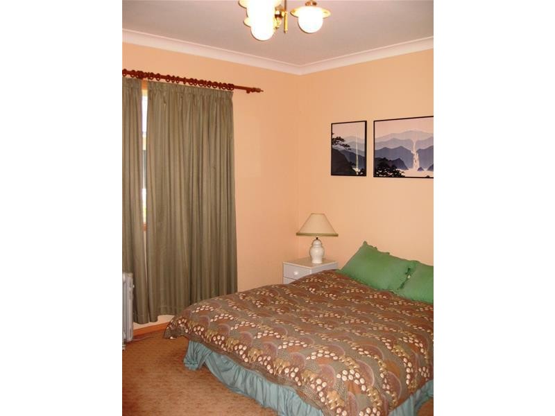 11 Adams Avenue, Jindabyne NSW 2627