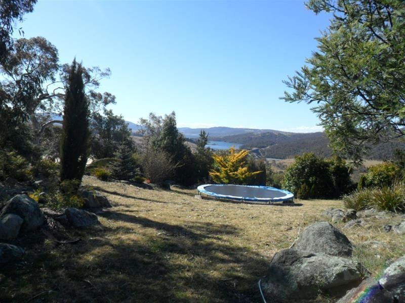14 Lakewood Drive, Jindabyne NSW 2627