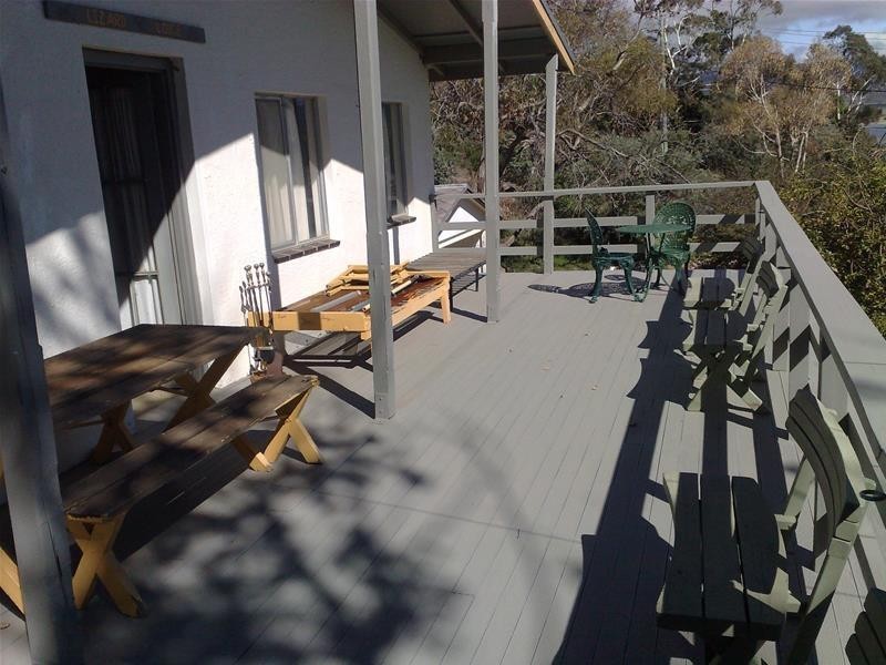 2 Rushes Bay Avenue, Jindabyne NSW 2627