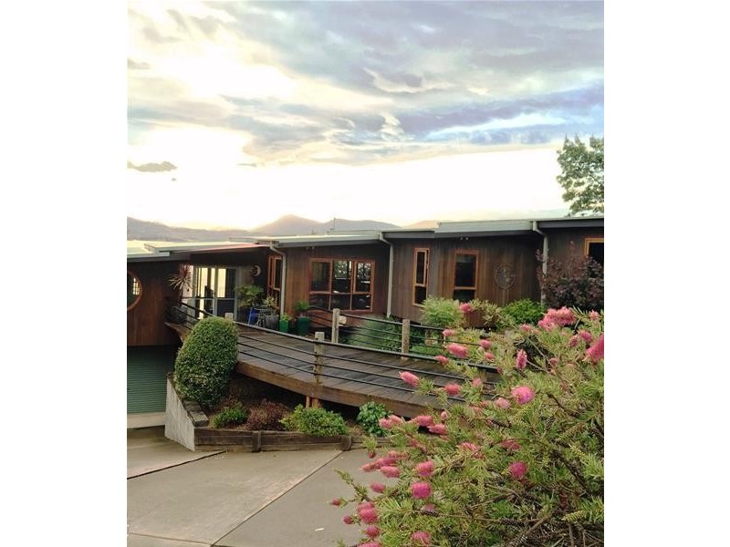 1 Boronga Street, East Jindabyne NSW 2627