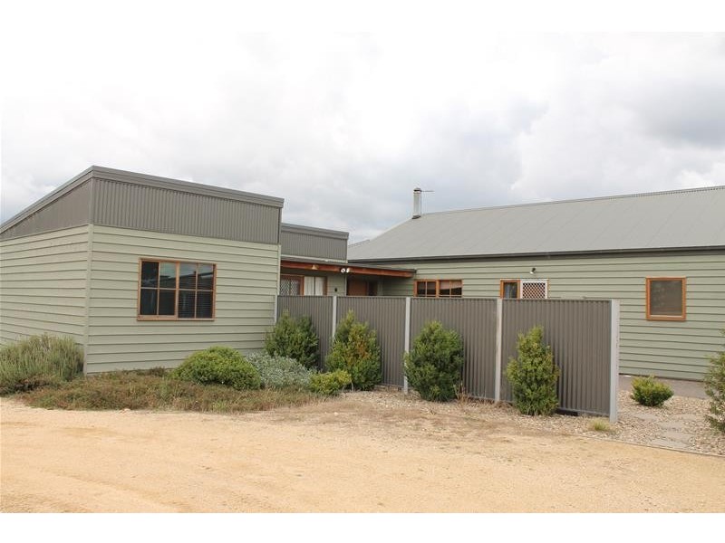 2 River Run, Jindabyne NSW 2627