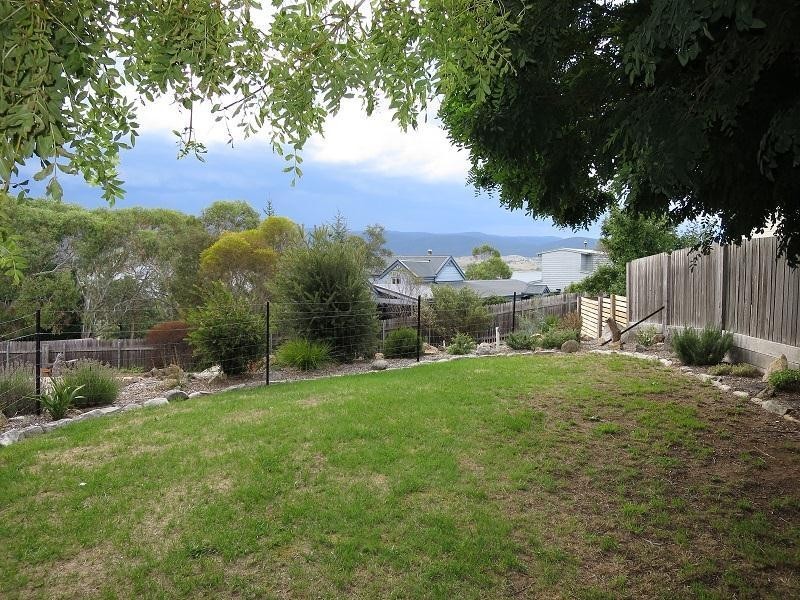 8 Larnook Close, Jindabyne NSW 2627