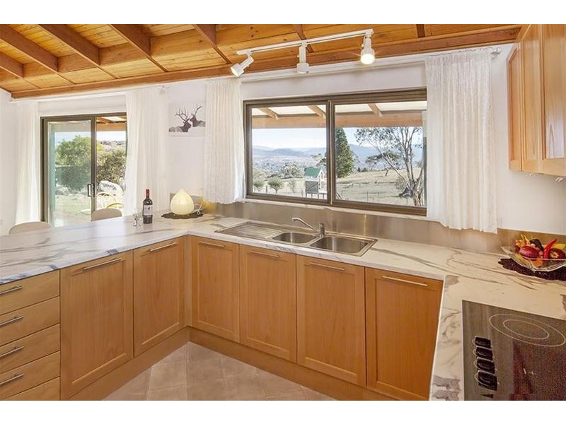 5661 Kosciuszko Road, Jindabyne NSW 2627
