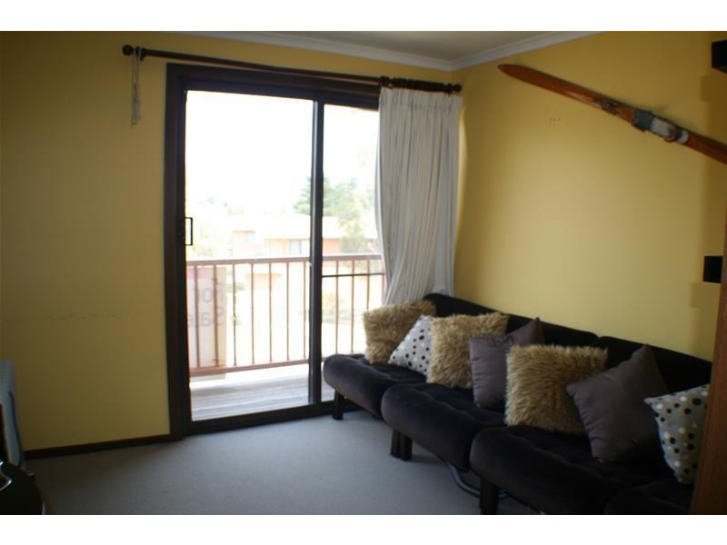 6/6 Kirwan  Close, Jindabyne NSW 2627