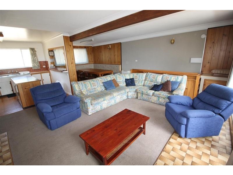 9 Cobbodah Street, Jindabyne NSW 2627