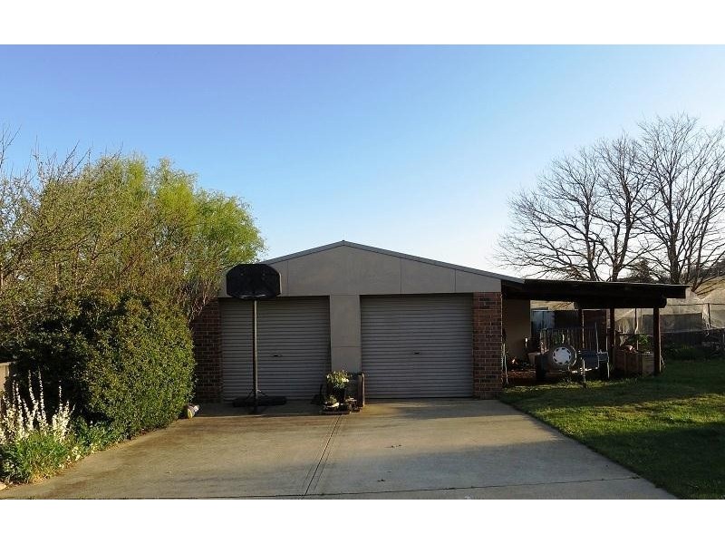 8 Jindalee Street, Berridale NSW 2628
