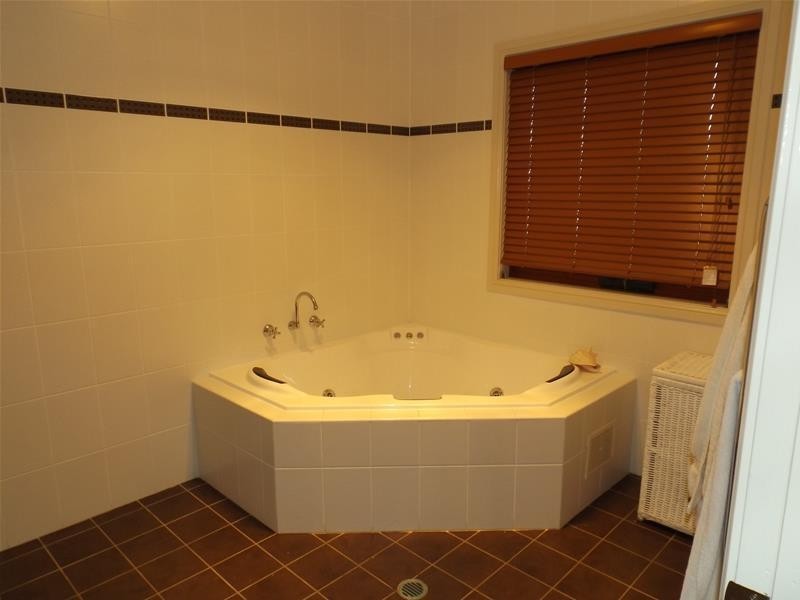 59 Tirrike  Lane, Jindabyne NSW 2627