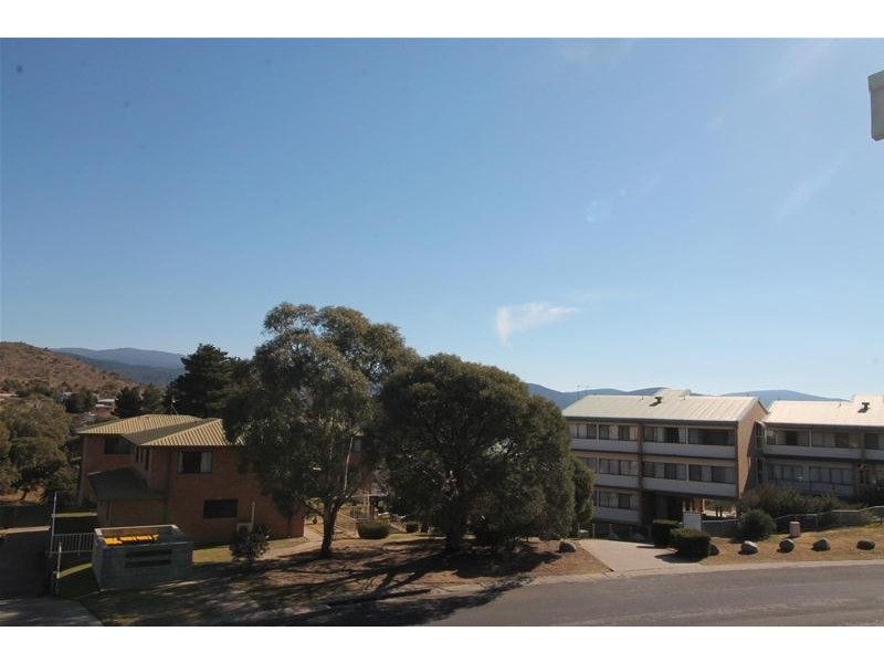 9/6 Kirwan  Close, Jindabyne NSW 2627