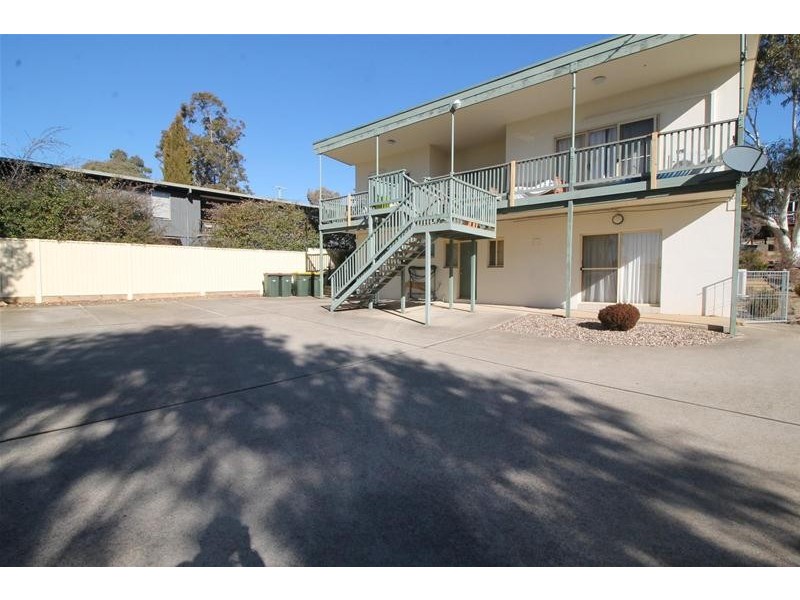 1/11 Ingebyra Street, Jindabyne NSW 2627