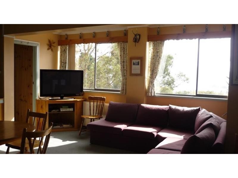 13 Cobbodah Street, Jindabyne NSW 2627