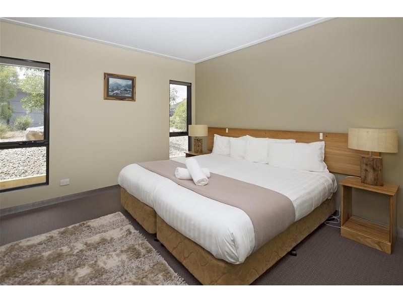 9 Bullocks Drive, Crackenback NSW 2627