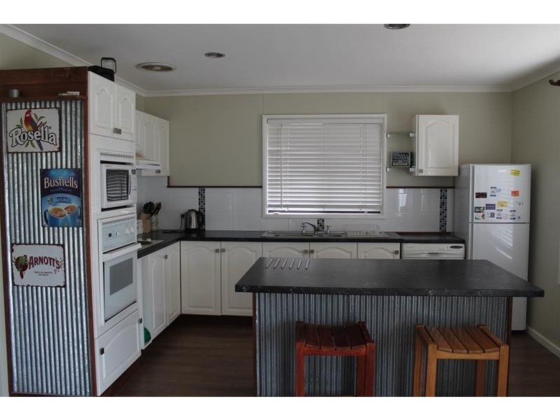 32 Banksia Avenue, Kalkite NSW 2627