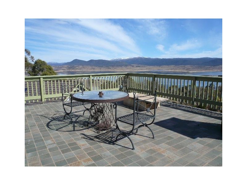 14 Camira Avenue, East Jindabyne NSW 2627