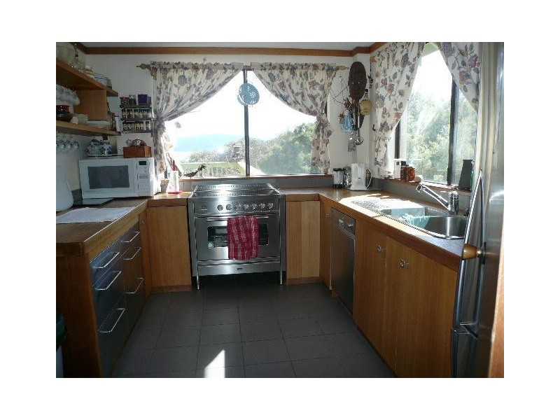 14 Camira Avenue, East Jindabyne NSW 2627