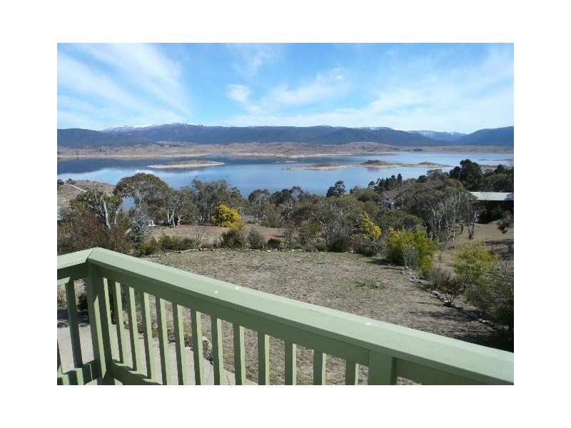 14 Camira Avenue, East Jindabyne NSW 2627