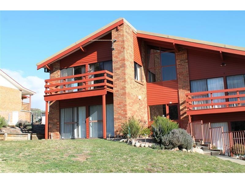 1/21 Magnolia Avenue, Kalkite NSW 2627