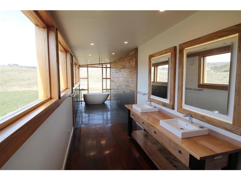 65 Carinya Lane, Jindabyne NSW 2627