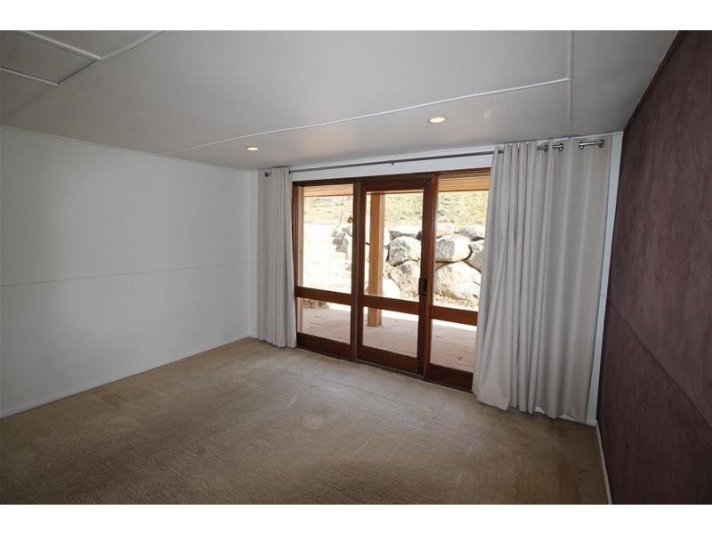 65 Carinya Lane, Jindabyne NSW 2627