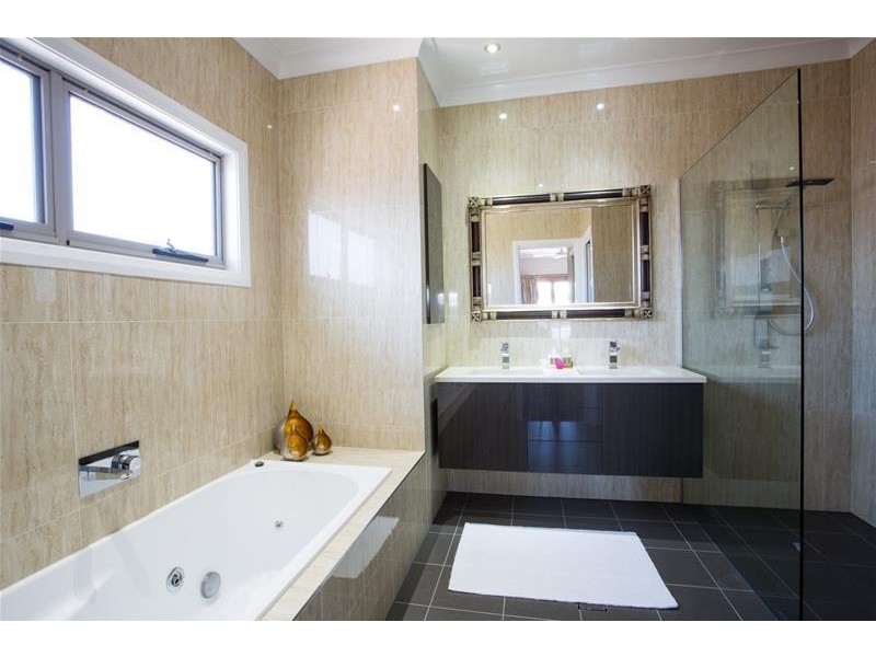 22 McLure Circuit, Jindabyne NSW 2627