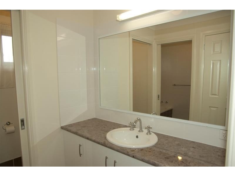 9 Robert Street, Berridale NSW 2628