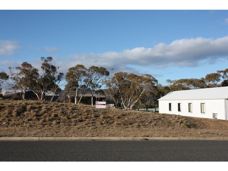 19 Mitchell Circuit, Jindabyne NSW 2627