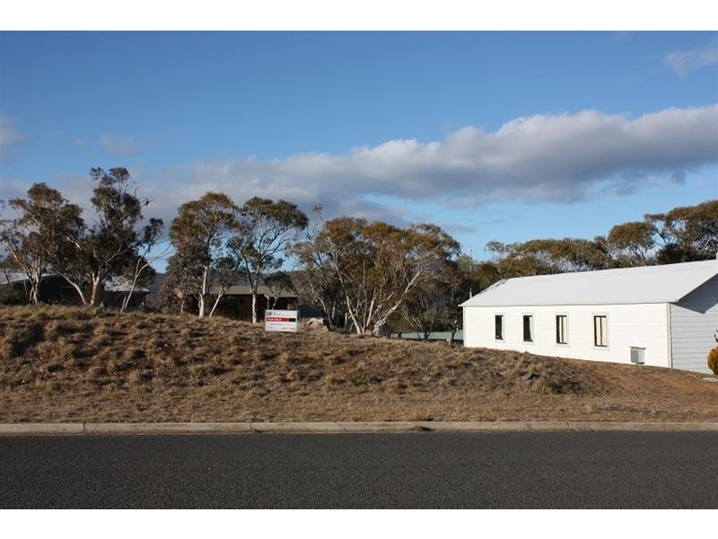 19 Mitchell Circuit, Jindabyne NSW 2627