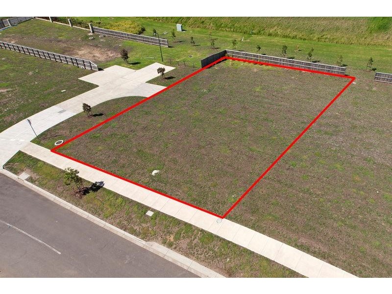 12-14 Oakhill Drive, Highton VIC 3216