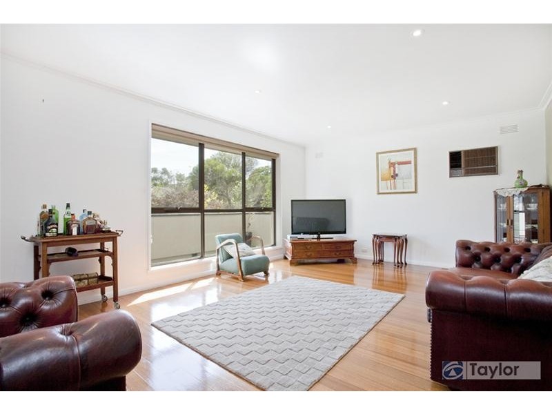 213 West Fyans Street – Riverend, Newtown VIC 3220