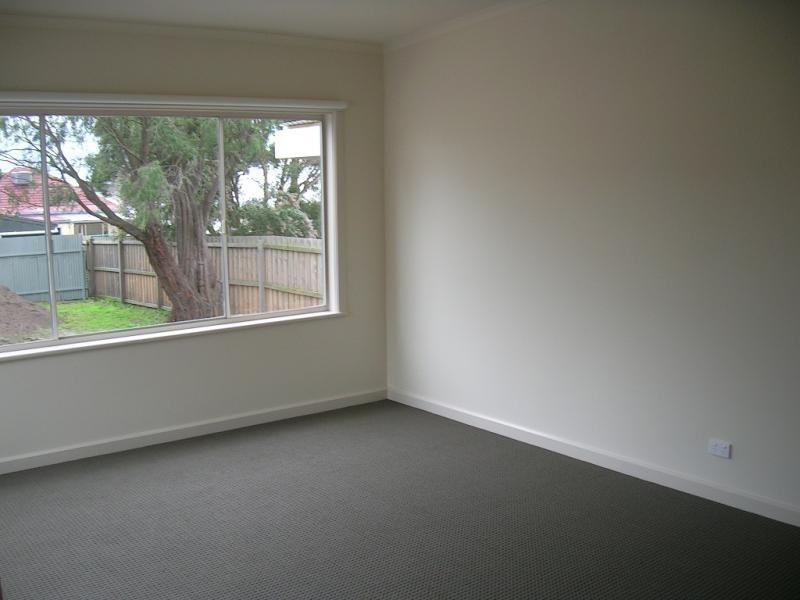 30 Herne Street, Manifold Heights VIC 3218