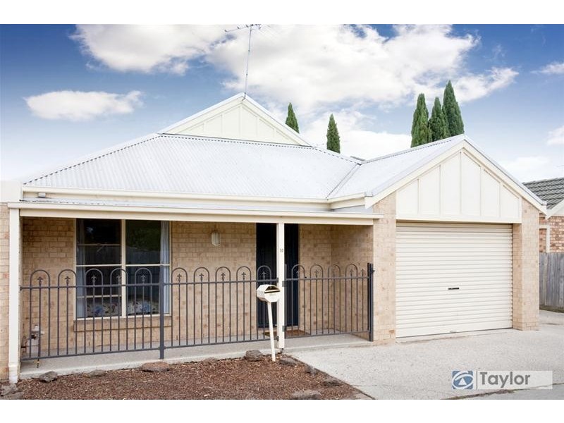 10 Stanhope Street, Geelong West VIC 3218