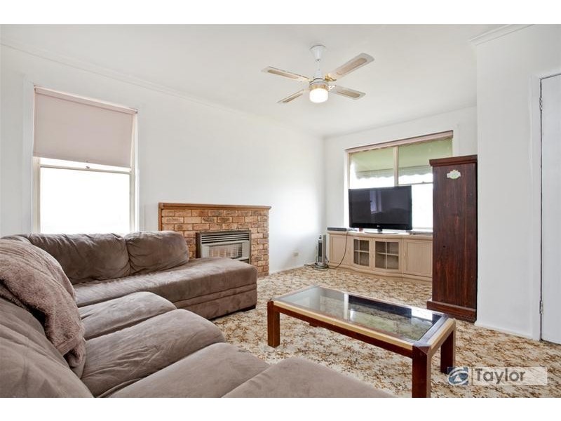 135 St Albans Road, East Geelong VIC 3219