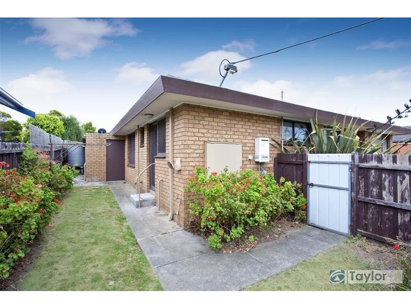 1/9 Prospect Avenue, Belmont VIC 3216