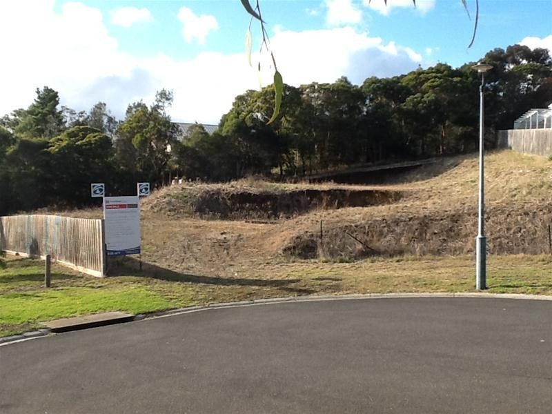 17-18 Nevair Court, Highton VIC 3216