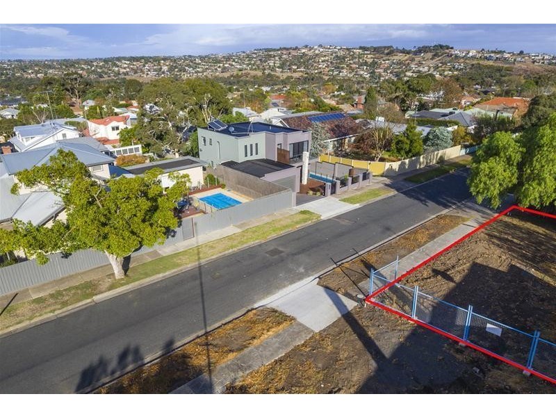 2b Grant Street, Newtown VIC 3220