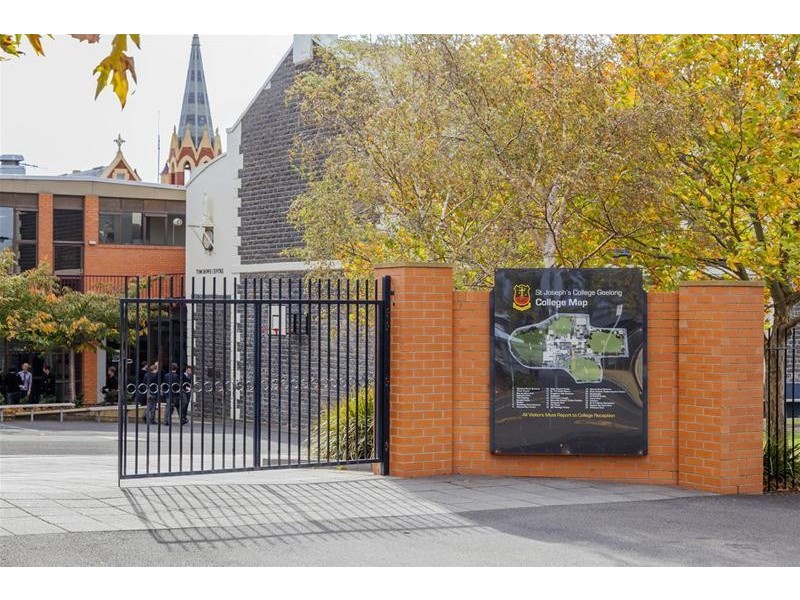 2b Grant Street, Newtown VIC 3220