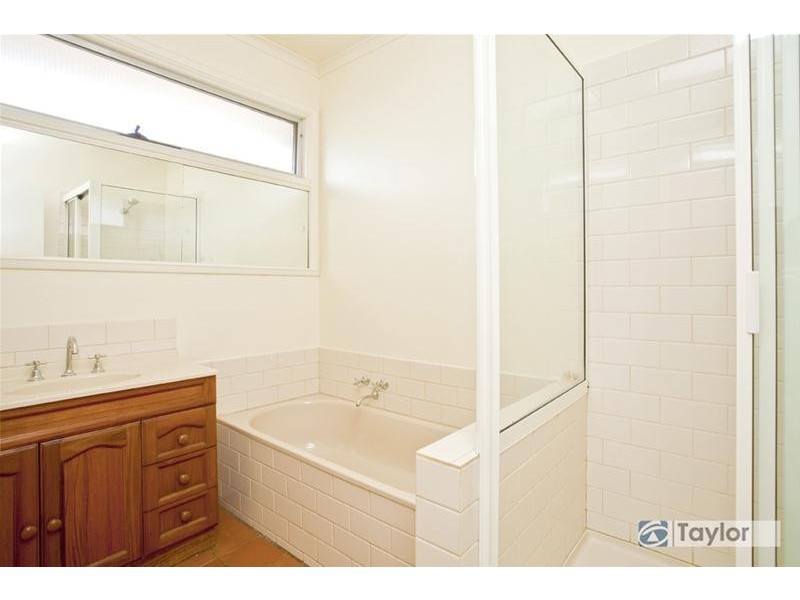 2 Impara Court, Leopold VIC 3224