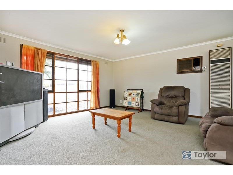 125 Solar Drive, Whittington VIC 3219