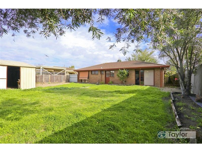 125 Solar Drive, Whittington VIC 3219