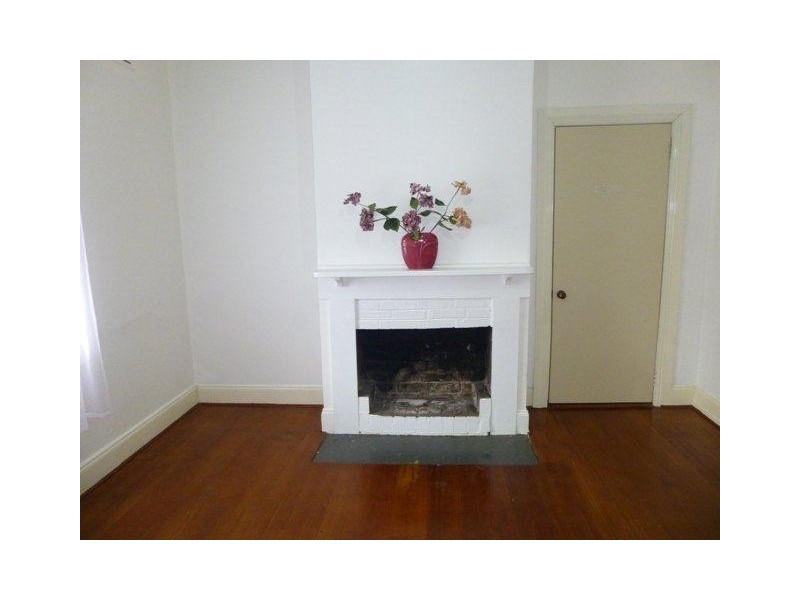 8 Villamanta Street, Geelong West VIC 3218