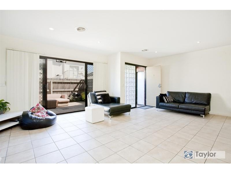 U6/242 Ryrie Street, Geelong VIC 3220