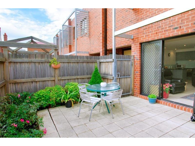 U6/242 Ryrie Street, Geelong VIC 3220