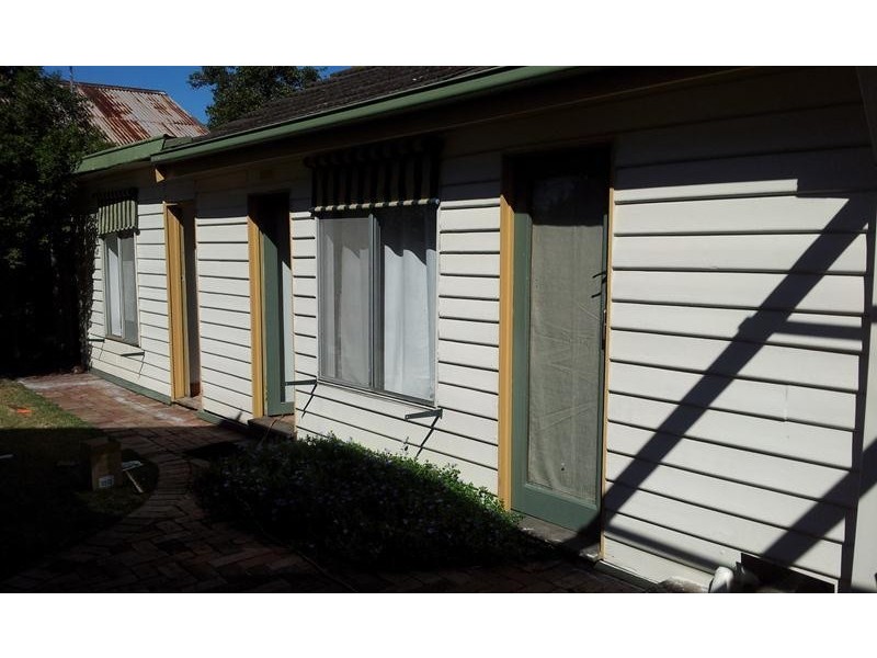 4 Glenleith Avenue, Geelong VIC 3220