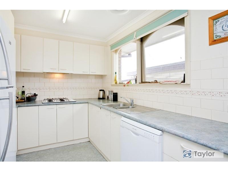 39 Springhurst Crescent, Grovedale VIC 3216