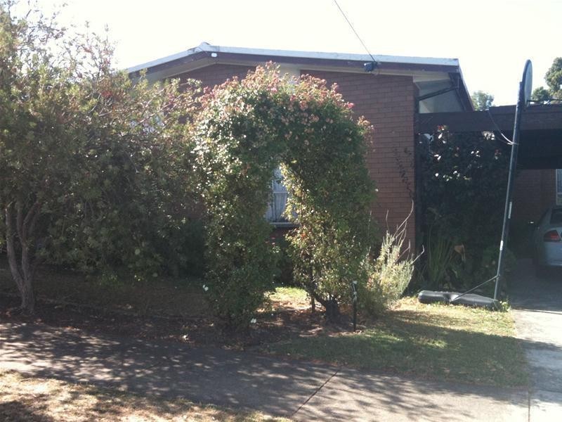 2 Gwyther Road, Highton VIC 3216