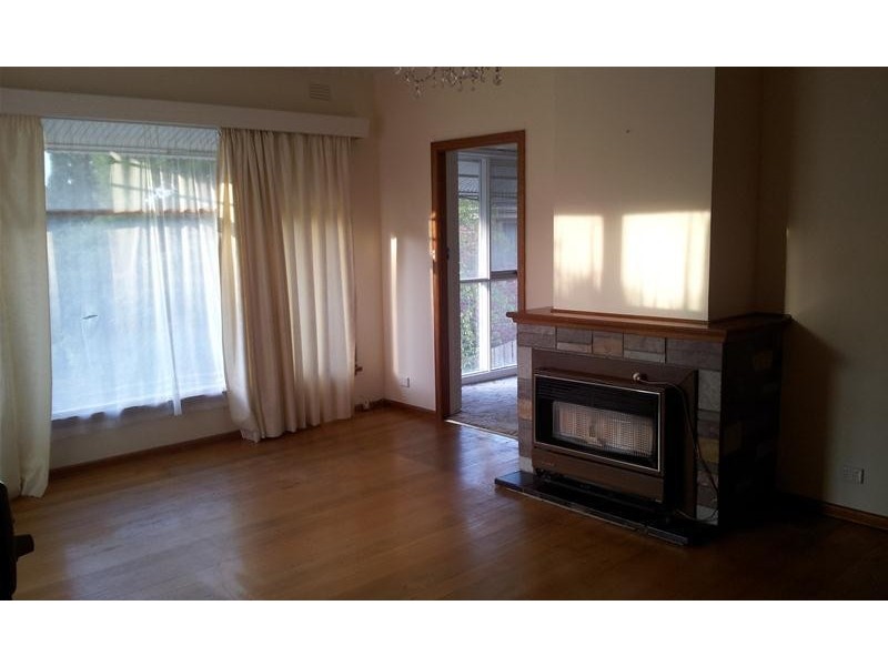 5 Remony Avenue, Highton VIC 3216