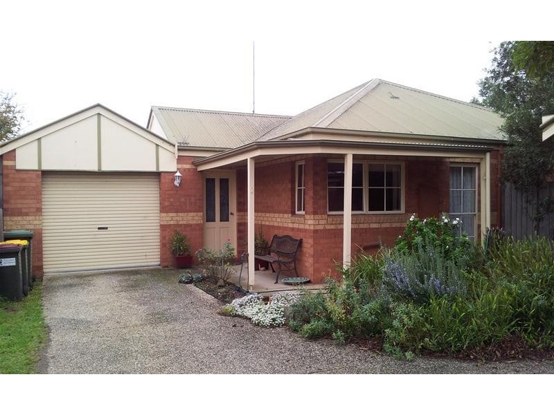 Unit 2/6 Westcott Street, Newtown VIC 3220