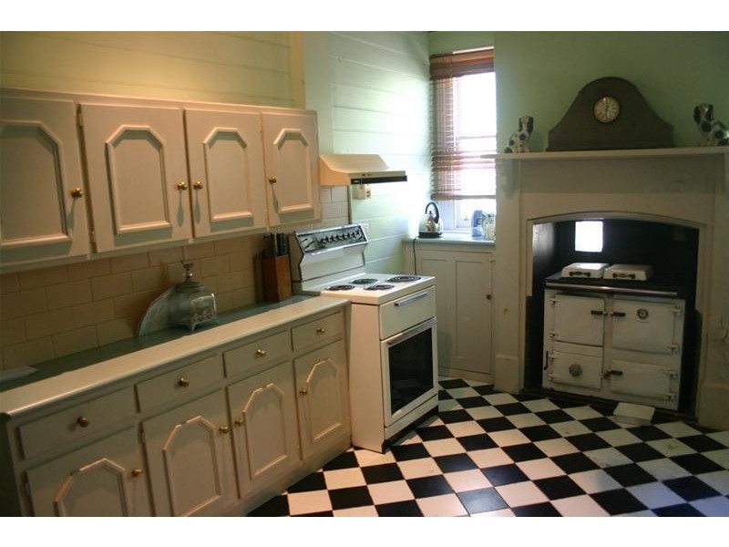 14 Warrnambool Road, Terang VIC 3264