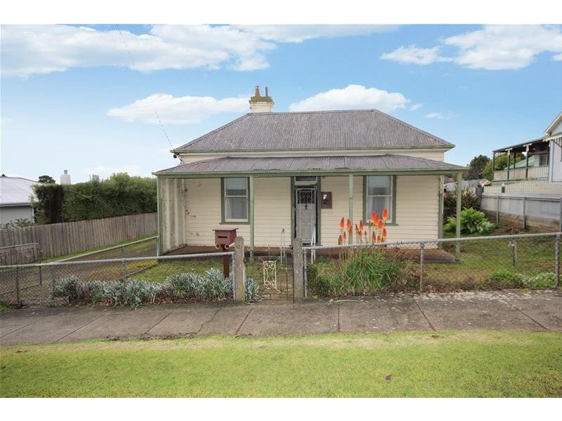 12 Lawrence Street, Camperdown VIC 3260