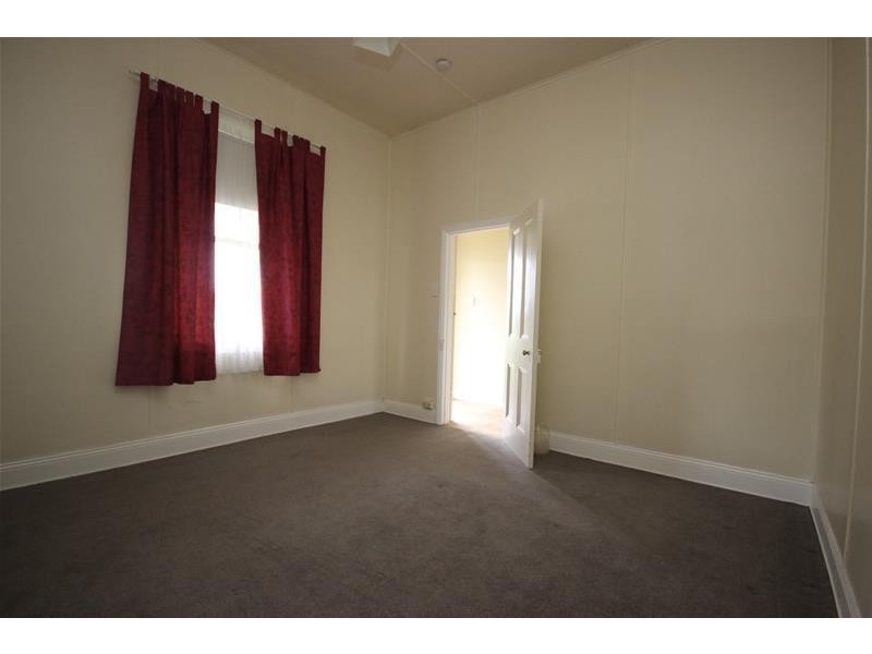 12 Lawrence Street, Camperdown VIC 3260