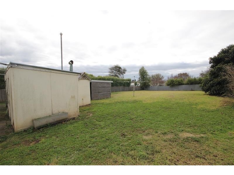 12 Lawrence Street, Camperdown VIC 3260